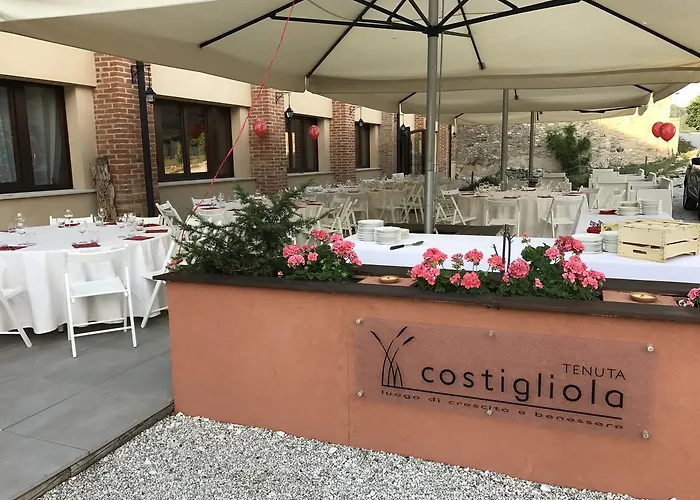 Tenuta Costigliola Hotel *